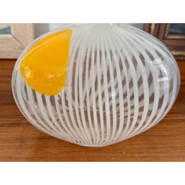 1950s–60s Murano Filigrana “Pillow” Vase, Attributed to Dino Martens For Sale - Image 10 of 11