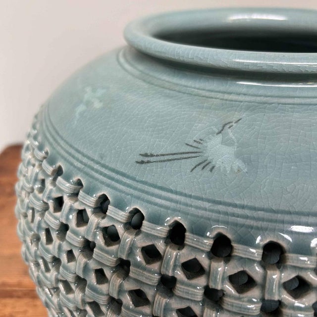 Blue Japanese Vase by Tsuyoshi Celadon Ikebana, 1950s For Sale - Image 8 of 18