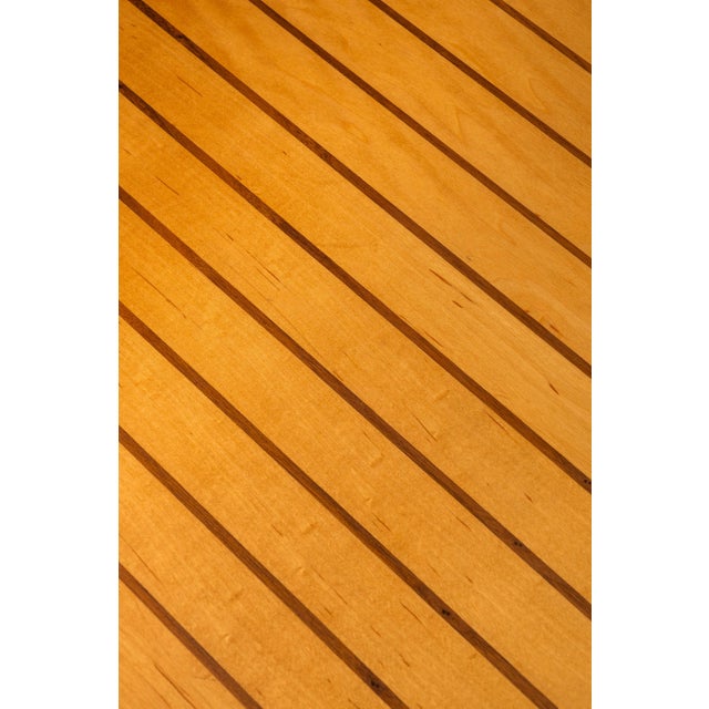 Custom-Made Two-Tone Mid-Century Modern Coffee Table W/ Drop-Leaf in Maple & Walnut, Usa, C. 1960s For Sale - Image 12 of 12