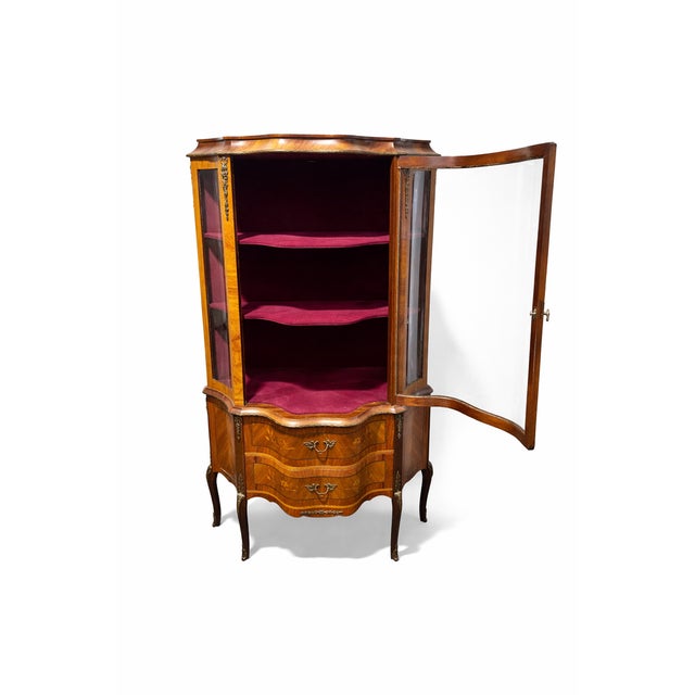 Antique Louis XV Style Vitrine Cabinet with Marquetry, 1890s For Sale - Image 3 of 6
