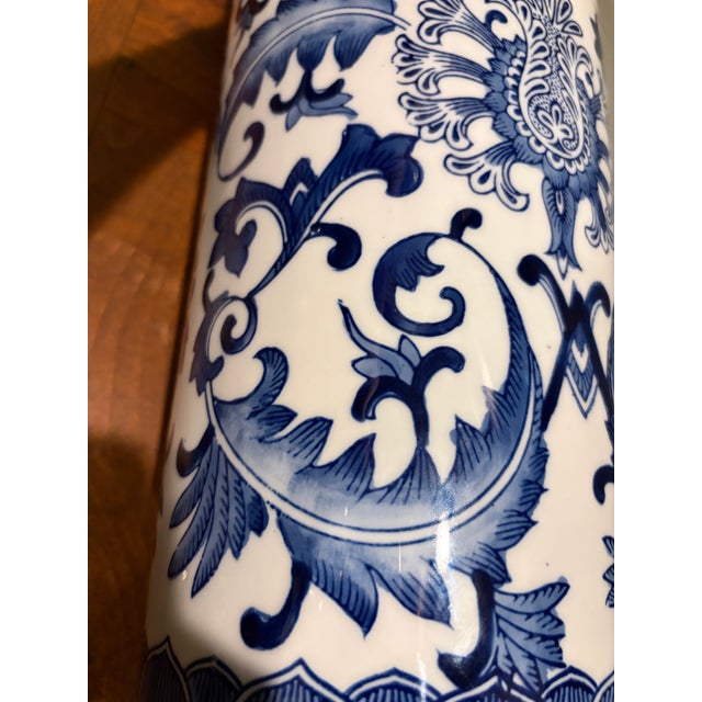 Ceramic Vintage Heavy White and Blue Chinoiserie Porcelain Umbrella Stand, Circa 1990s For Sale - Image 7 of 8