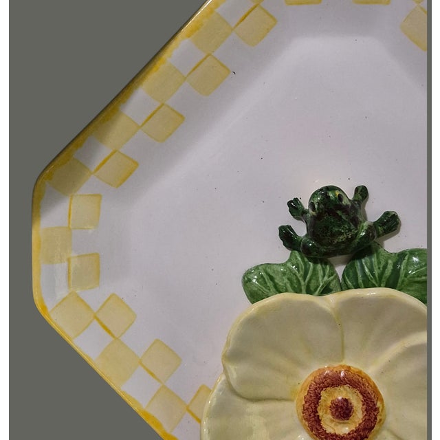 Ceramic Vintage "Cali "Ceramic Lotus Flower Lily Pod 3DFrog Chip & Dip Platter For Sale - Image 7 of 9