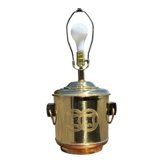 Vintage Chinoiserie Motif Brass Drum Table Lamp on Wooden Base Thomas Cooper For Sale