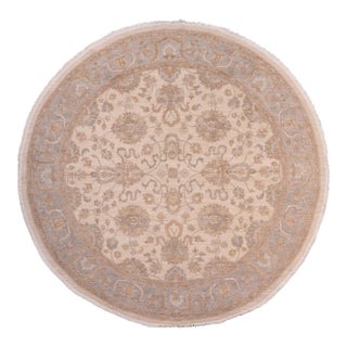 Shabby Chic Ziegler Ivory/Grey Wool Round Rug - 7'11'' X 8'1'' For Sale
