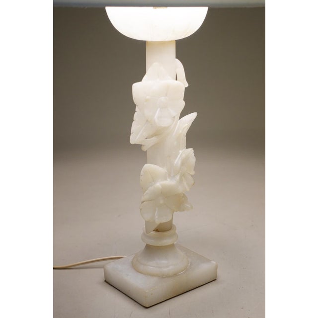 1930s Neoclassical Floral Column Carved Alabaster Marble Brass Table Lamp For Sale In Los Angeles - Image 6 of 10