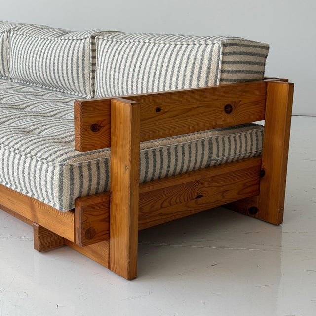 1970s Swedish Pine Daybed Sofa Attributed to Yngve Ekström for Swedese For Sale In Chicago - Image 6 of 10