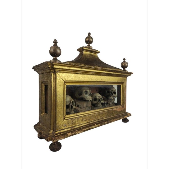 Italy, 18th Century A rare and evocative Memento Mori devotional display, crafted in Italy during the 18th century. Housed...