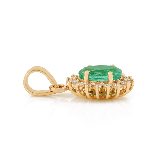 Vintage Inspired Emerald & Diamond Halo Sunburst Pendant in 14k Yellow Gold For Sale - Image 9 of 16