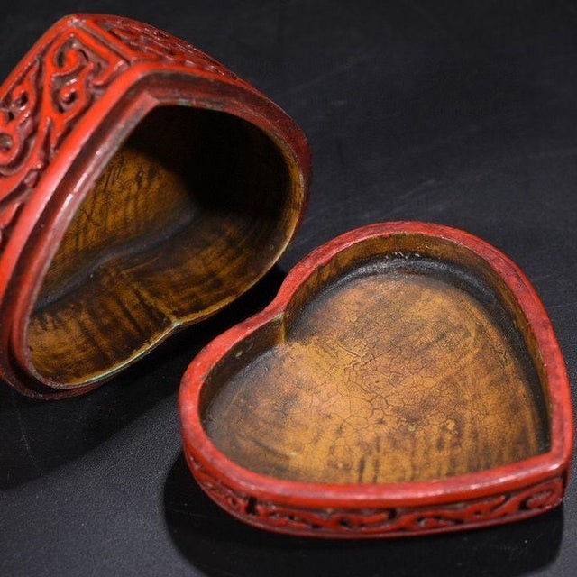 Red Vintage Chinese Carved Cinnabar Lacquer Jewelry Box With Floral Motif For Sale - Image 8 of 9