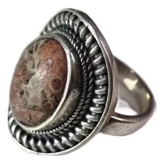 Vintage Agate Sterling Ring With Rope Detail (Size 8.75) For Sale