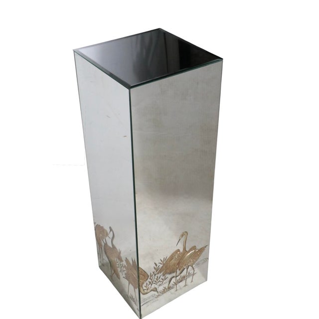 Hollywood Regency Hollywood RFegency Style Mirrored Pedestal With Gold Fold Cranes and Foliate For Sale - Image 3 of 7