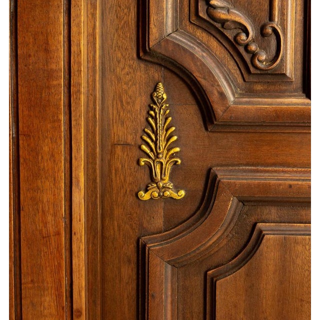 Louis XVI French Exotic Wood Wire-Mesh Bookcase, 1890 For Sale - Image 10 of 13