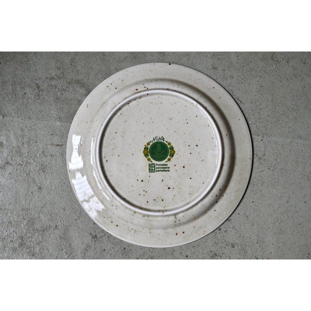 Porcelain Dinner Plates by Nina De Winterling, Set of 8 For Sale - Image 4 of 5