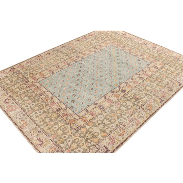 This 6x9 rug design is an exciting new addition to the Homage Collection by Rug & Kilim—an encyclopedia of styles...