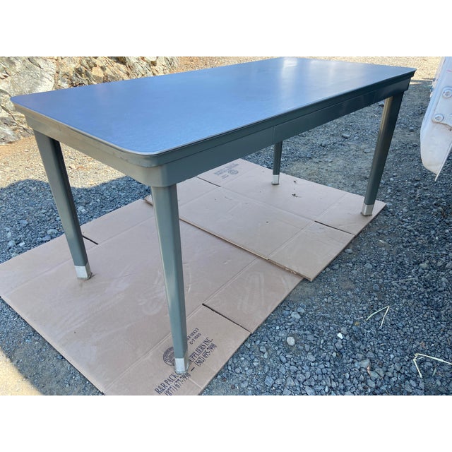1950s Raymond Loewy Metal MCM for the General Fireproofing Company Tanker Desk Table For Sale - Image 11 of 18