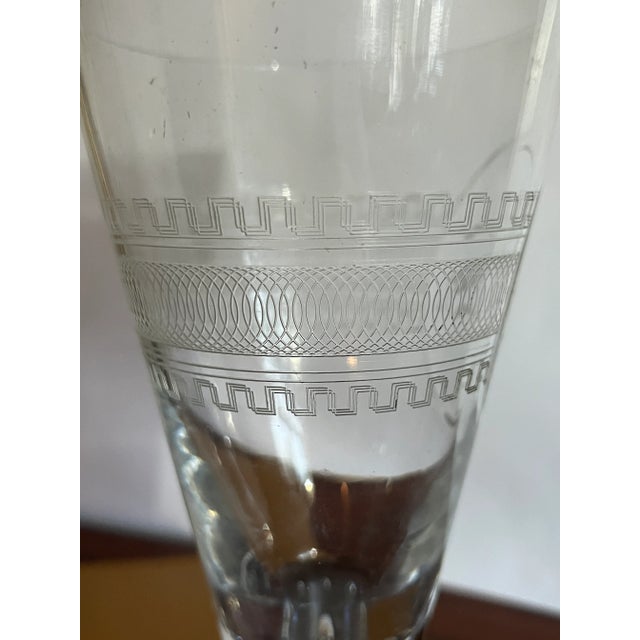 Transparent 19th Century Georgian Anglo-Irish Etched Glass Vase For Sale - Image 8 of 12