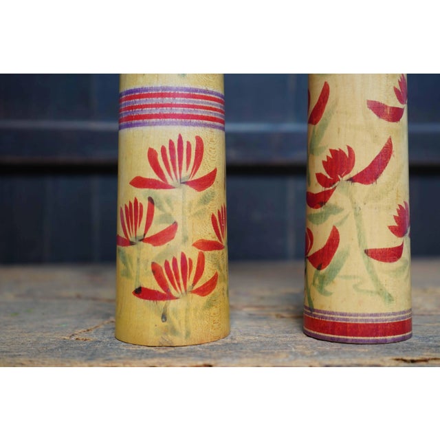 1950s Vintage Traditional Hijiori Kokeshi by Sato Jyunosuke and Sato Shoichi, Japan, 1950s, Set of 2 For Sale - Image 5 of 9