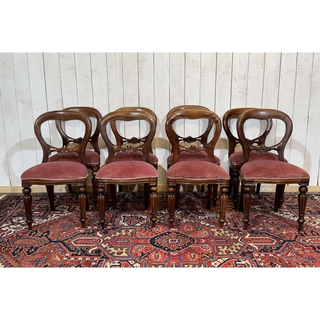 Set of 8 Victorian-style mahogany English chairs, made in the 1970s - W=48cm D=57cm H=90cm AH=50cm