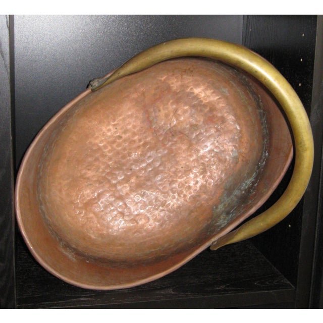 An excellent piece for a real-wood-burning fireplace (this is not a small planter). This piece is in very good working...