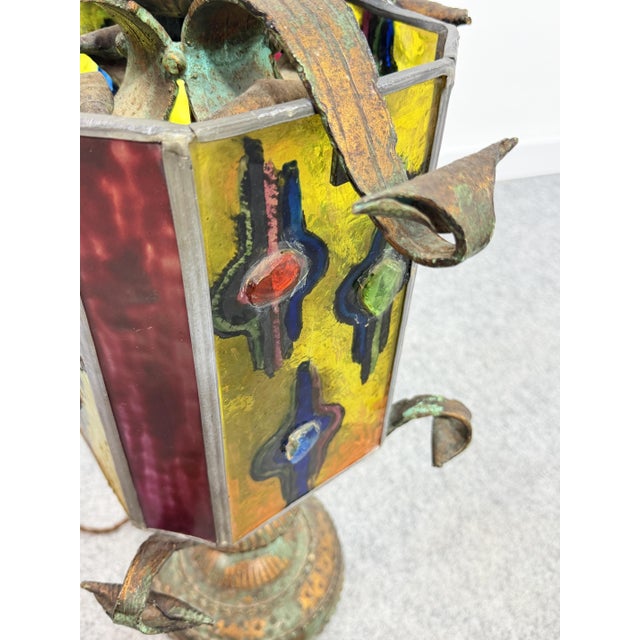 Goldenrod Wrought Iron and Multicolored Glass Table Lamp in the style of Longobard, 1970 For Sale - Image 8 of 13