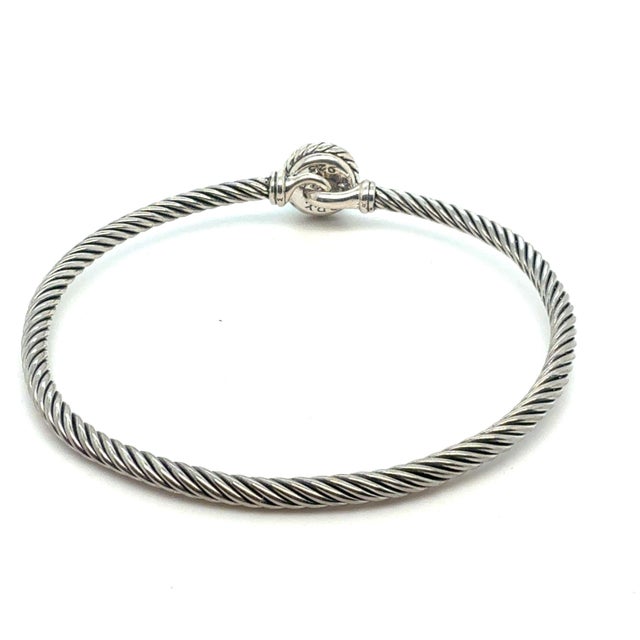 1990s 1990s David Yurman London Blue Topaz Cuff Bracelet Size M Silver 3 mm Estate For Sale - Image 5 of 5