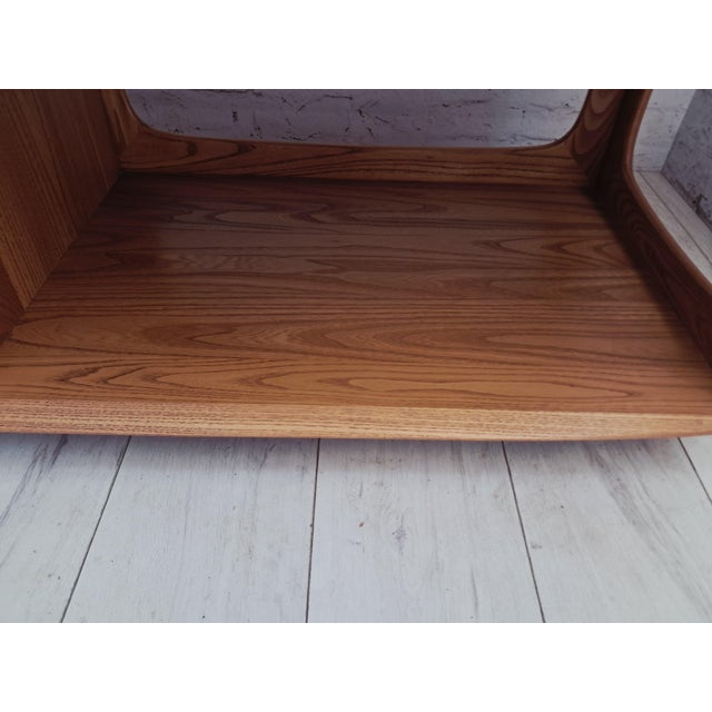 Mid-Century Modern Minerva Coffee Table in Elm by Lucian Ercolani for Ercol, 1990s For Sale - Image 15 of 18