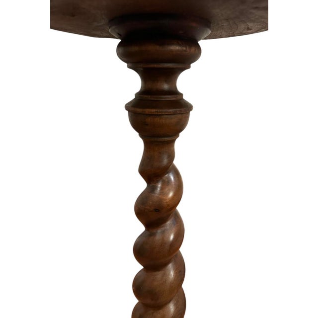 Early 20th Century Barley Twist Pedestal / Plant Stand in Walnut For Sale - Image 4 of 5