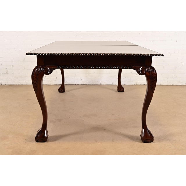 Henredon Style Chippendale Carved Mahogany Extension Dining Table, Newly Refinished For Sale - Image 13 of 14