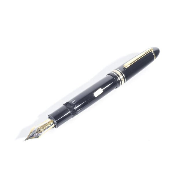 Meisterstuck 149 Fountain Pen from Montblanc For Sale - Image 4 of 18
