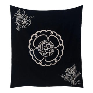 Vintage Japanese Indigo Folk Kamon Textile For Sale