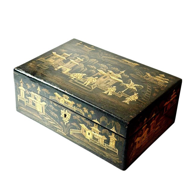 19th Century Chinese Chinoiserie Decorative Box For Sale - Image 11 of 12