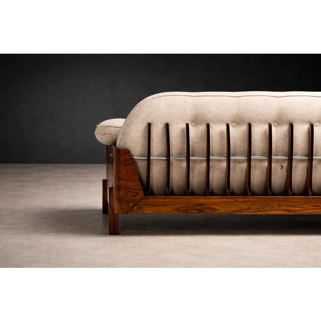Four-Seat Sofa in Brazilian Rosewood with Sculpted Back and Warm Bouclé Upholstery, JD Moveis, 1960s - Lot 546 For Sale In New York - Image 6 of 16