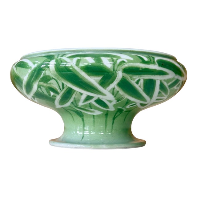 Japanese Porcelain Stem Bowl by Makuzu Kozan Meiji Period For Sale