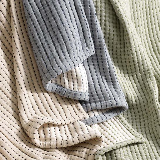 Pine Cone Hill Pine Cone Hill by Annie Selke Pick Stitch Navy Matelasse Coverlet, Twin For Sale - Image 4 of 5
