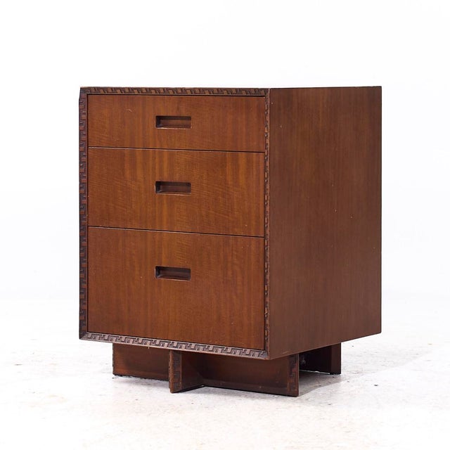 Mid-Century Modern Frank Lloyd Wright for Heritage Henredon 'Taliesin' Mid Century Mahogany Nightstand For Sale - Image 3 of 11