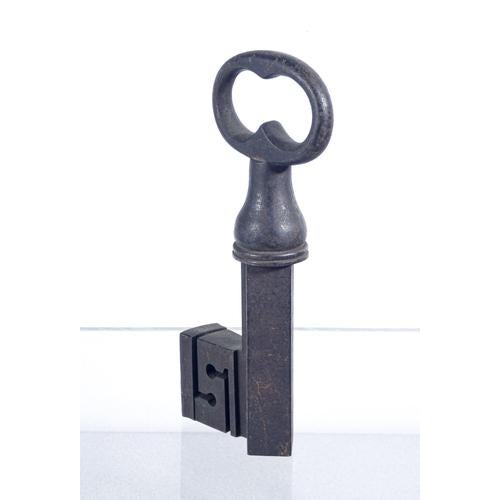 Large Antique 19th Century Iron Key For Sale - Image 12 of 14