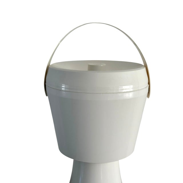 Plastic 1960s Vintage Retro Mid Century Space Age Ice Bucket For Sale - Image 7 of 12
