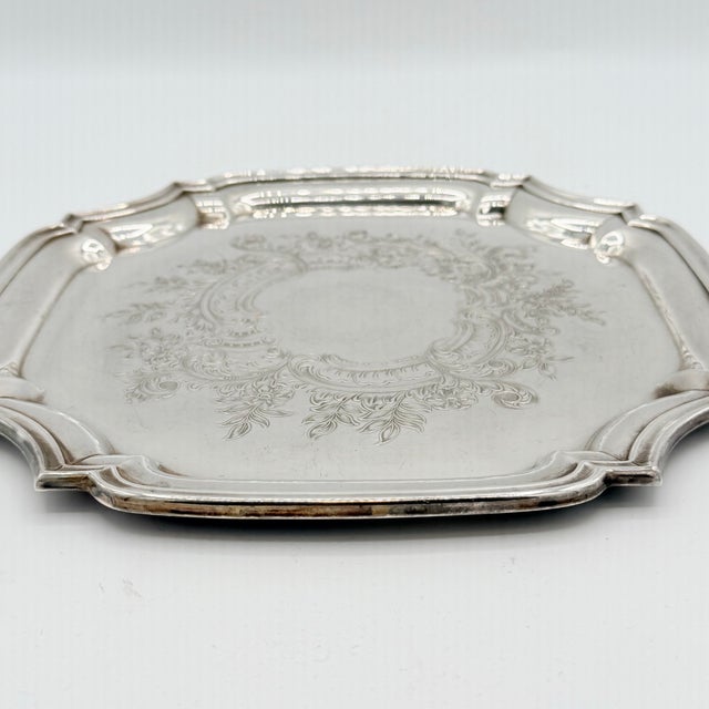 1970s Vintage Lunt Silverplate Engraved Floral Scalloped Serving Tray For Sale - Image 5 of 7
