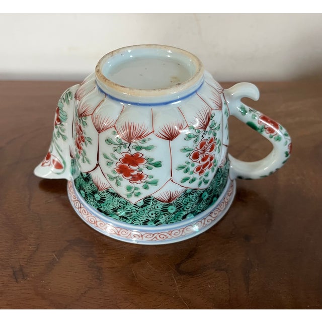 Antique Chinese Famille Verte Porcelain Small Teapot or Cream Jug Kangxi Period (1662–1722) For Sale In New York - Image 6 of 15