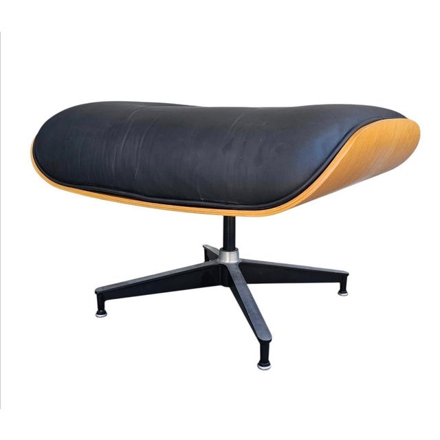 Herman Miller Mid-Century Modern Eames Leather Ottoman by Herman Miller For Sale - Image 4 of 17