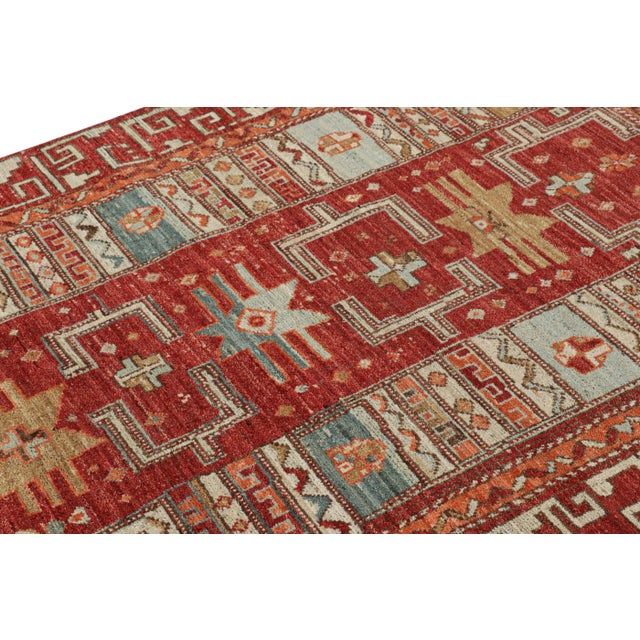 This contemporary 5 x 6 rug is a grand new entry to Rug & Kilim’s Burano Collection. Hand-knotted in wool, this design is...