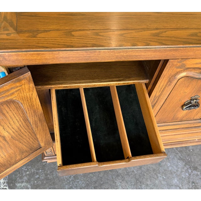 Vintage Romweber Master-Made Oak Dining Suite – Extension Table, 6 Chairs & Matching Sideboard, 1950s–60s For Sale - Image 10 of 12