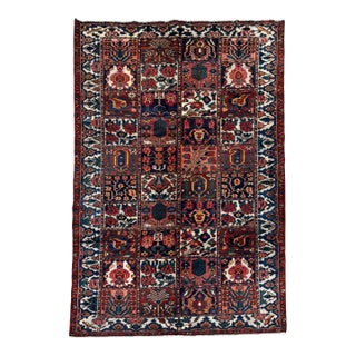 Vintage Persian Bakhtiari (Kheshti) Hand-Knotted Rug 5'0" X 9'9" For Sale