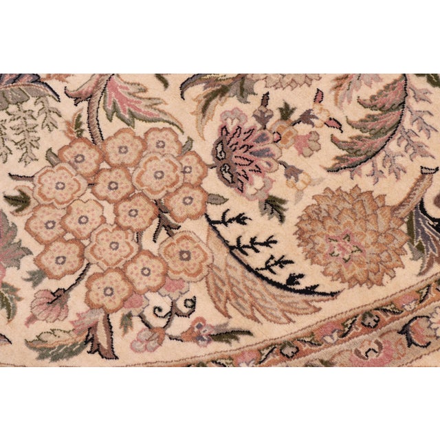Shabby Chic Shabby Chic Pak-Persian Beige/Pink Wool Round Rug- 8'0'' X 8'1'' For Sale - Image 3 of 9
