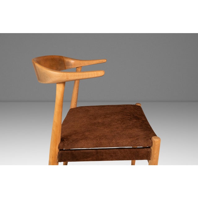 Brown Rare Mid-Century Scandinavian Modern "Horn" Desk / Accent Armchair in Beech & Suede Attributed to Folke Ohllson for Dux, Sweden, C. 1950s For Sale - Image 8 of 17