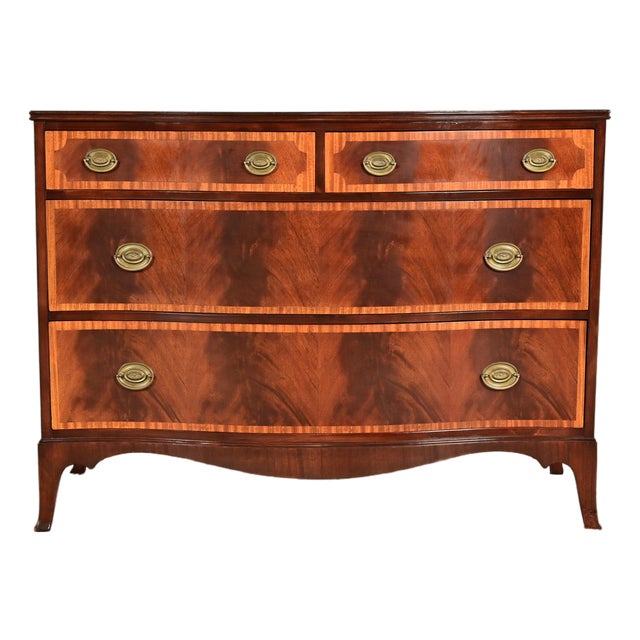 Antique Georgian Banded Flame Mahogany Chest of Drawers by Luce Furniture, Circa 1920s For Sale