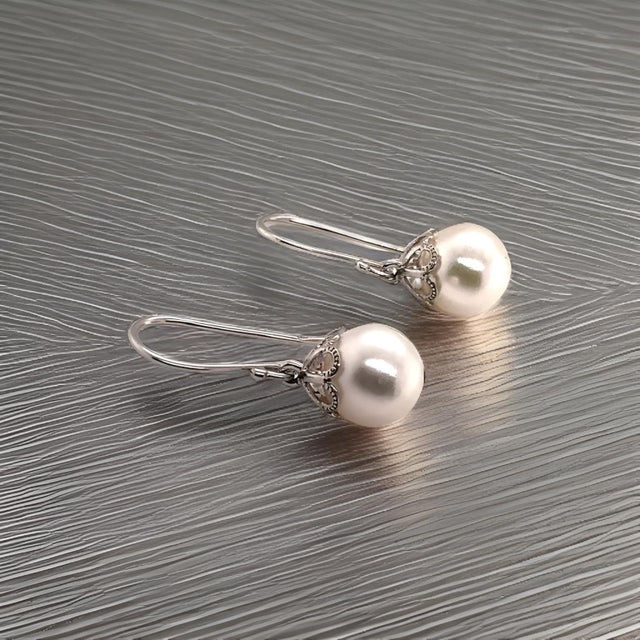 Metal Akoya Pearl Earrings 14 Kt Yellow Gold Certified For Sale - Image 7 of 13