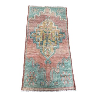 Turkish Yastik Rug 1'6" x 2'10" For Sale