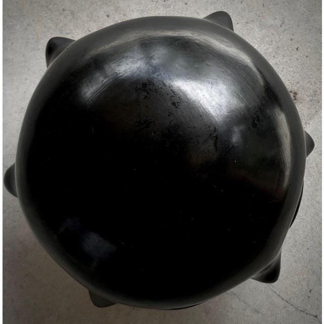 Black Late 20th-Century Barro Negro Pottery (Black Clay) Roly Poly Turtle Vessel - Oaxaca, Mexico For Sale - Image 8 of 18