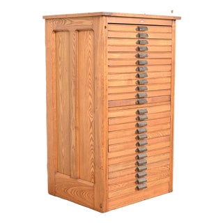 Antique Oak 25-Drawer Architect's Blueprint Flat File Cabinet by Hamilton, Circa 1900 For Sale